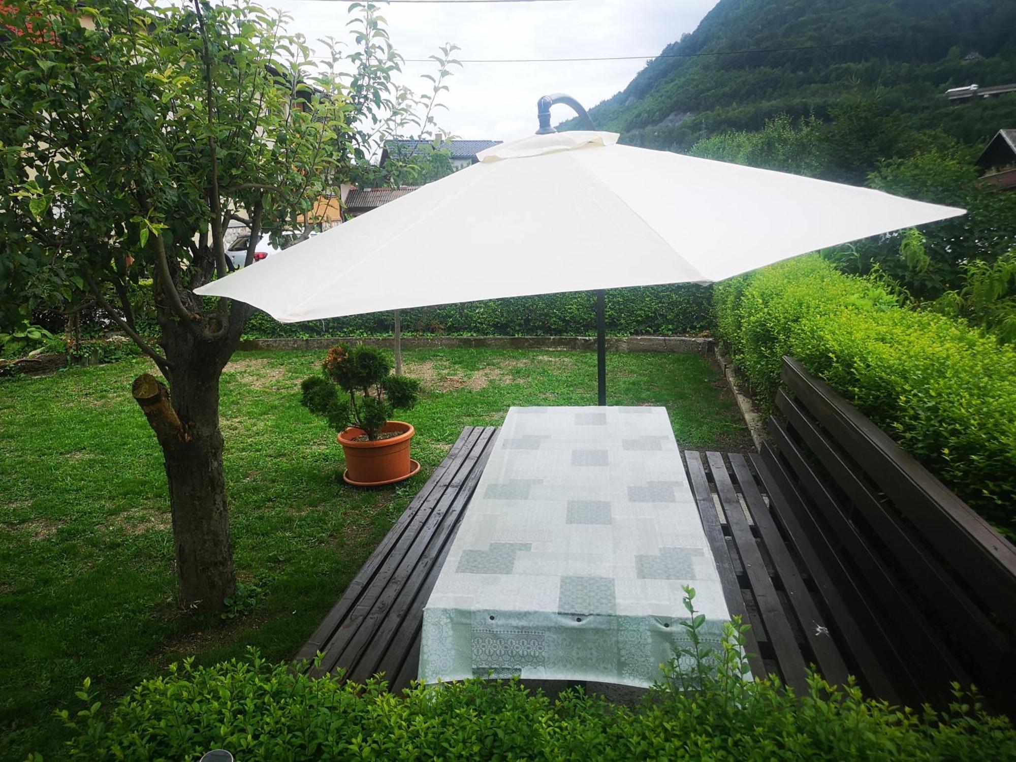 Kiara Rooms Jesenice Extérieur photo